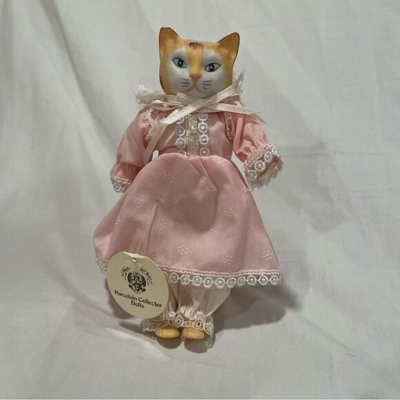 Vintage Goebel Porcelain 7”H Orange Tabby Cat Doll With Stand Made Germany - Picture 4 of 10